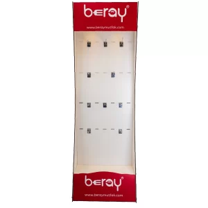 Dolapli-stand2 Askılı ahşap dolaplı stand – önden görünüm